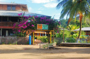 Playa de Oro Lodge